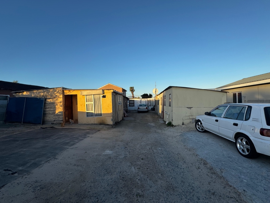 0 Bedroom Property for Sale in Electric City Western Cape